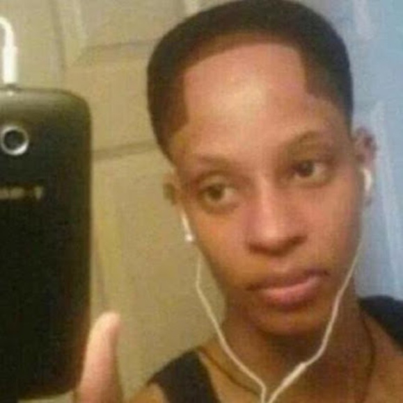 Meet your Posher, M i a - Picture 1 of 1